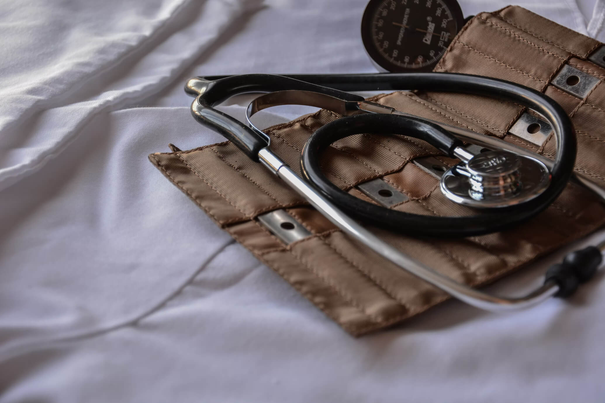 Anti-trends in plastic surgeries